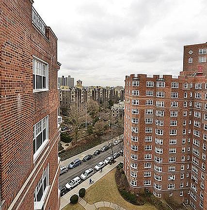 3rd image of 200 Cabrini Blvd #113