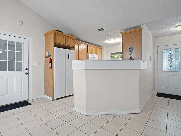 1705 Seagull Ave — Photo 6