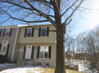 7639 Sheffield Village Ln, Lorton, VA 22079