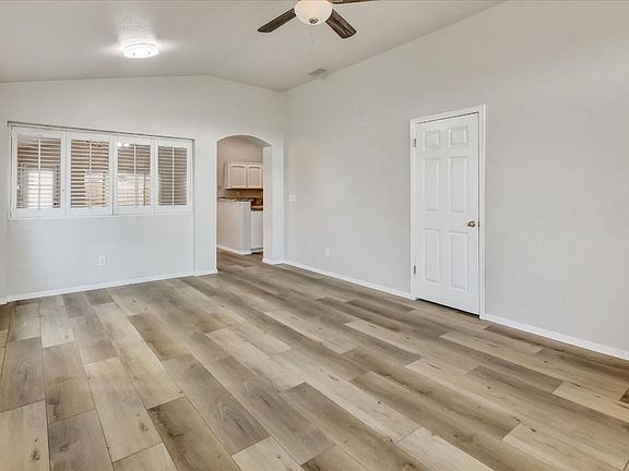 4th image of 8572 Heritage Hill Dr
