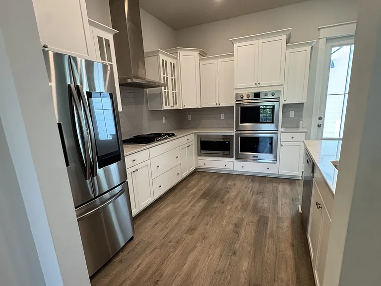 4030 Maidstone Dr — Photo 4