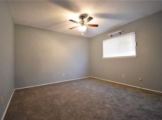 2027 Meadfoot Rd, Carrollton, TX 75007