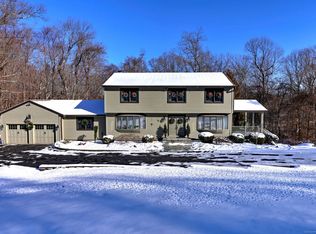 6 Belle Vale St, Monroe, CT 06468