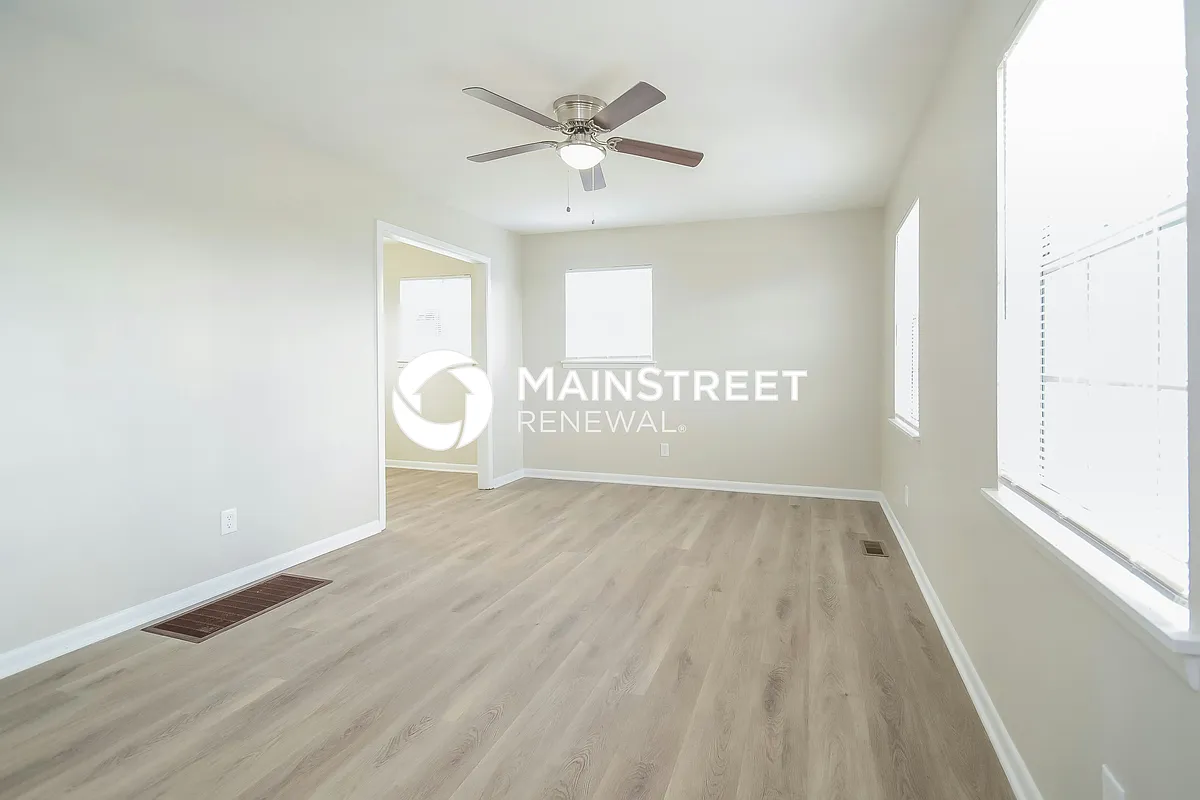 Living Room - 609 Cherry Ave