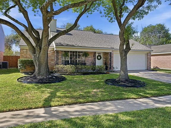 2nd image of 12231 Flaxen Dr
