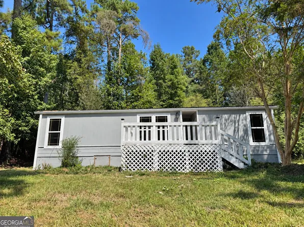 6204 River Run Cir, Gainesville, GA 30506
