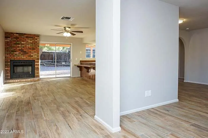 530 Hegge Dr — Photo 14