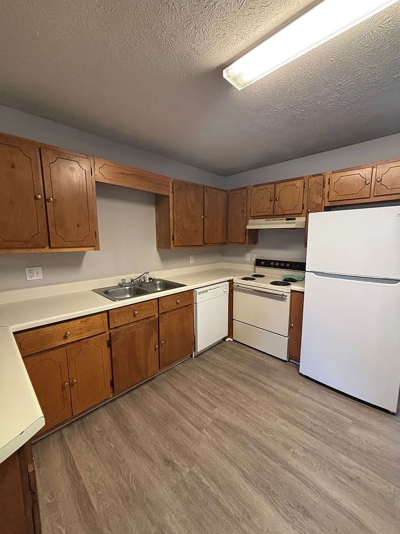 Wheeler Drive Apts - ANS — Photo 4