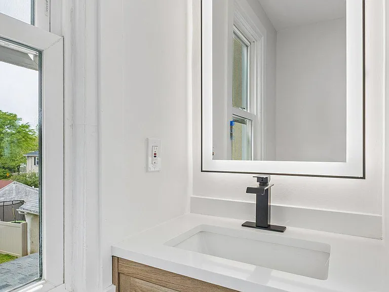 114 Conestoga Rd — Photo 37