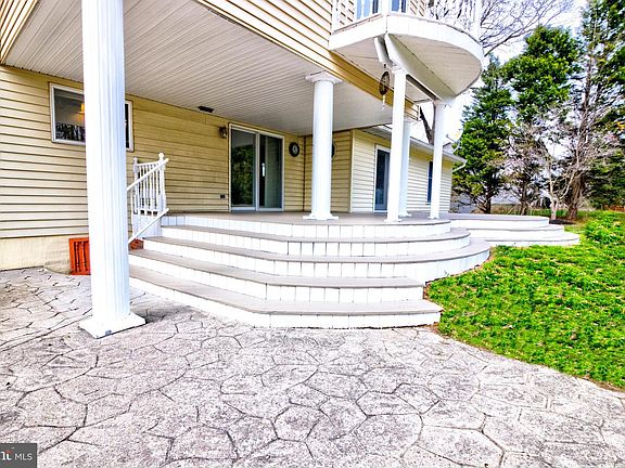 4th image of 7809 Locust Wood Rd