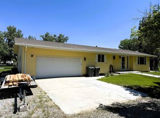 107 Country Dr, Worland, WY 82401