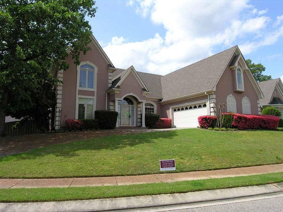 1st image of 7627 Emerald Greens Dr