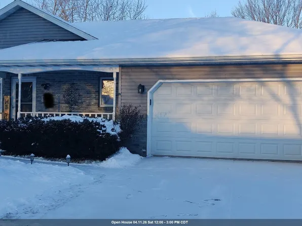 3225 Blueberry Ln, Appleton, WI 54915