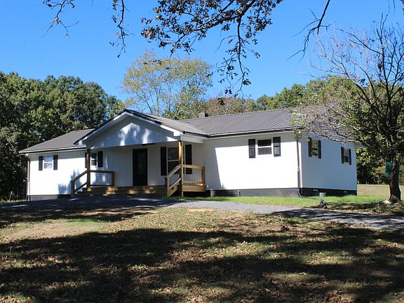 3rd image of 4121 Old Moss Rd