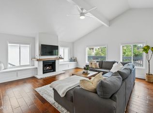 28316 Laura La Plante Dr, Agoura Hills, CA 91301