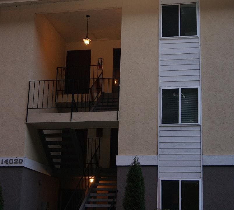 Building 3 stories