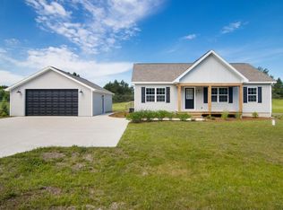 8540 S Olivia Dr, Maple City, MI 49664