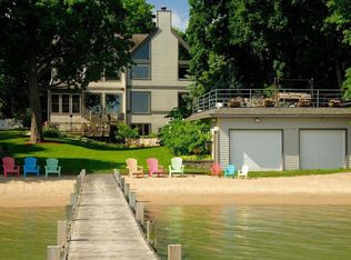 618 W Glenview Ave, Oconomowoc, WI 53066
