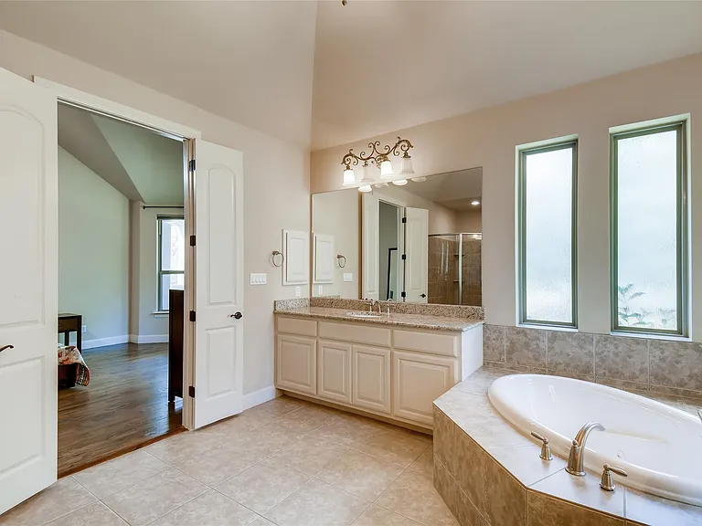 4216 Myrtle Beach Dr — Photo 14