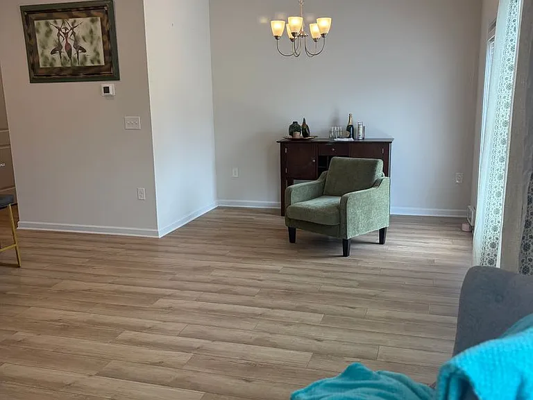 1173 Westhampton Way — Photo 6