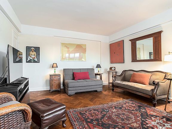 3rd image of 140 Cabrini Blvd #105