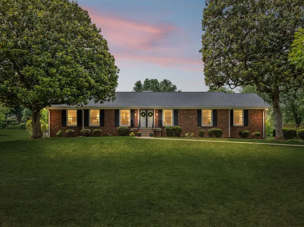 210 Barley Mill Rd, Old Hickory, TN 37138