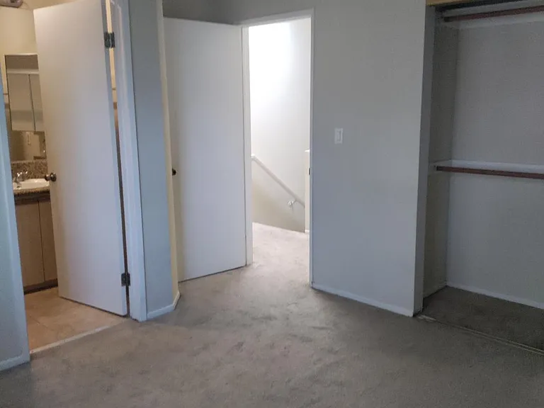 856 W Beach Ave #20 — Photo 17