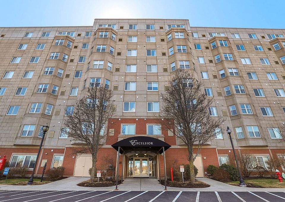 1st image of 1 Cityview Ln Unit 613