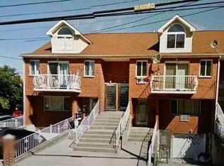 13605 58th Ave, Flushing, NY 11355