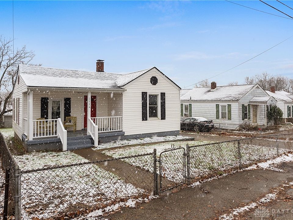 1st image of 2114 Parkamo Ave