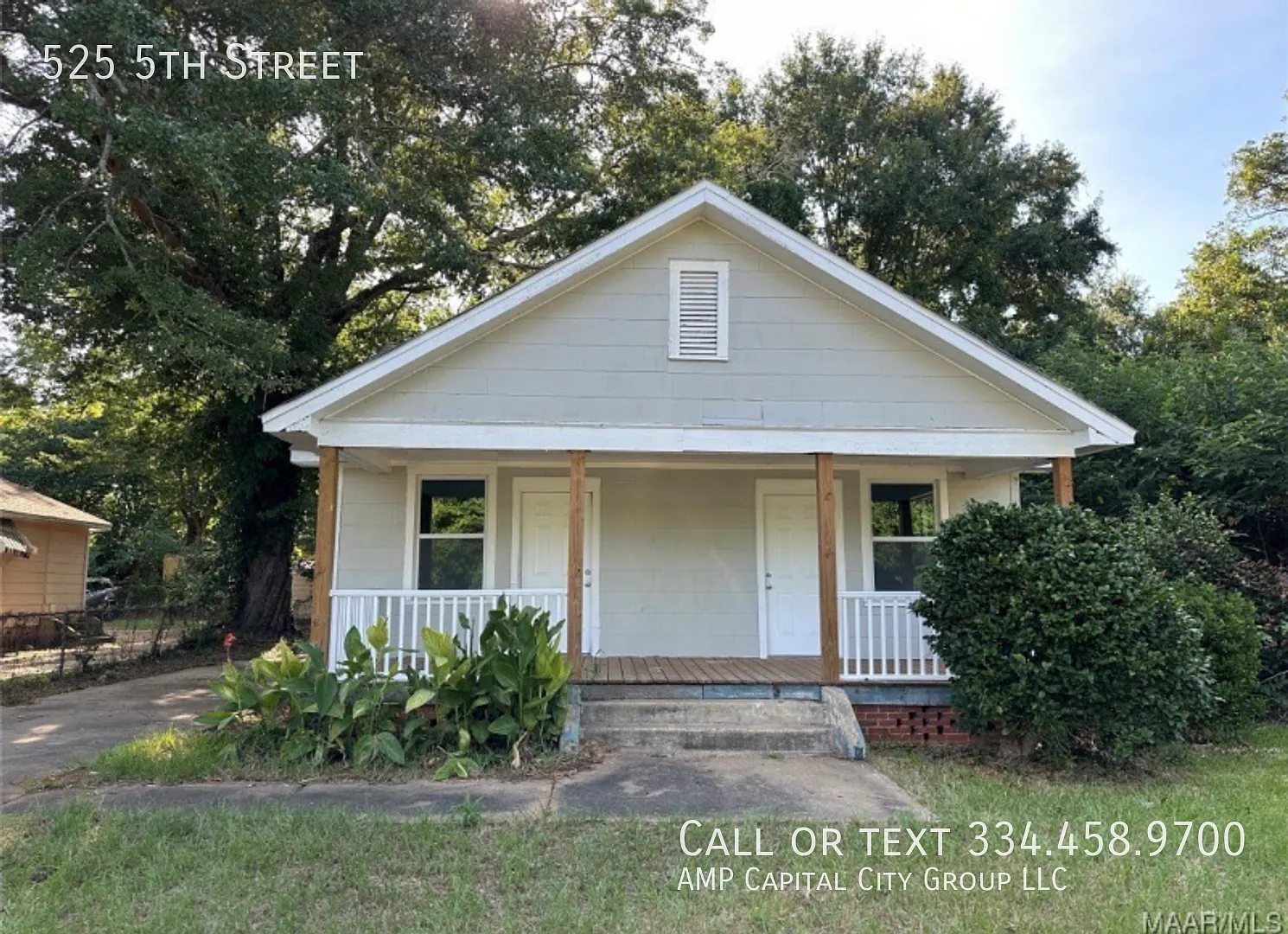 Spacious 4-Bedroom Home with Fenced Yard & Detached Garage! — Photo 1