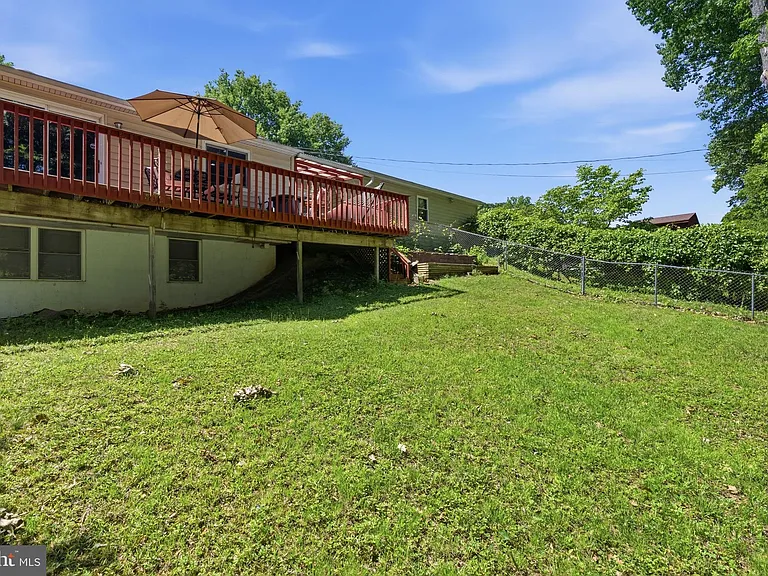2329 Coles Blvd — Photo 30