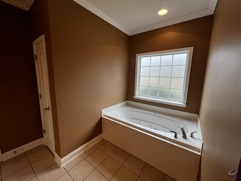 104 Jennifer Ln — Photo 14