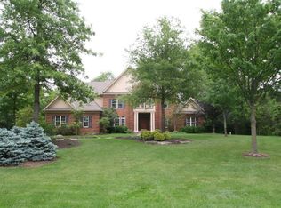 7378 Whirlaway Cir, Powell, OH 43065