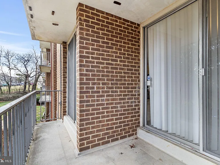 10239 Prince Pl #26-102 — Photo 12