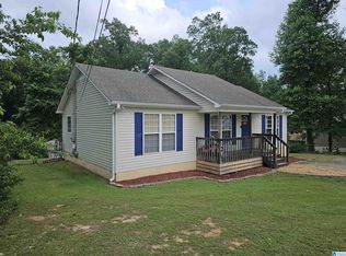 71 Justice Rd, Warrior, AL 35180