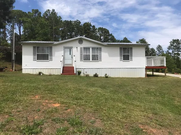 209 Lakeshore Dr, Abbeville, AL 36310