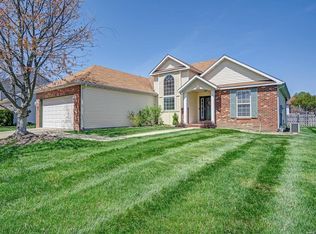 3223 Stonebridge Dr, Shiloh, IL 62221