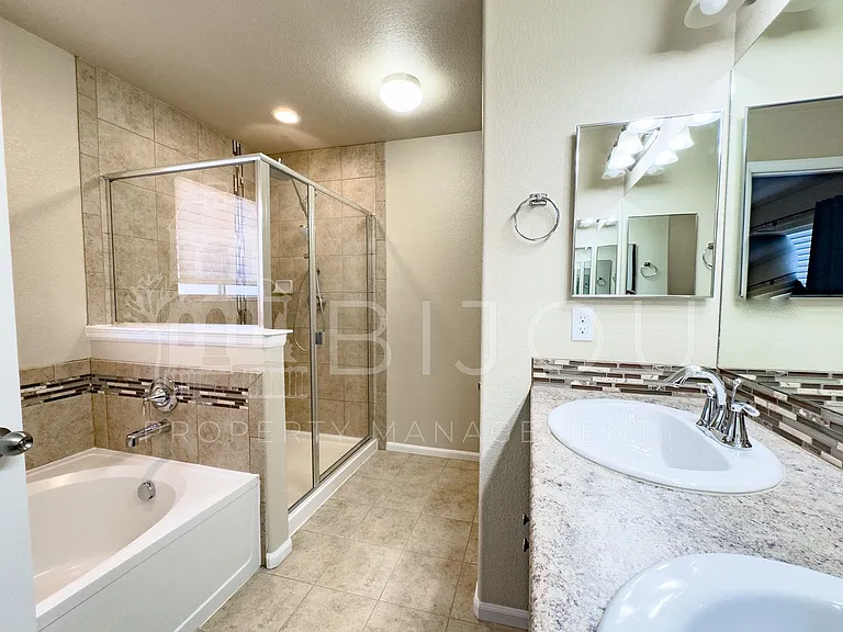 9647 Carnival Ln — Photo 18