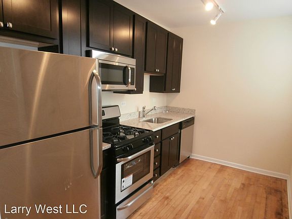 2nd image of 4747 N Troy St #2W