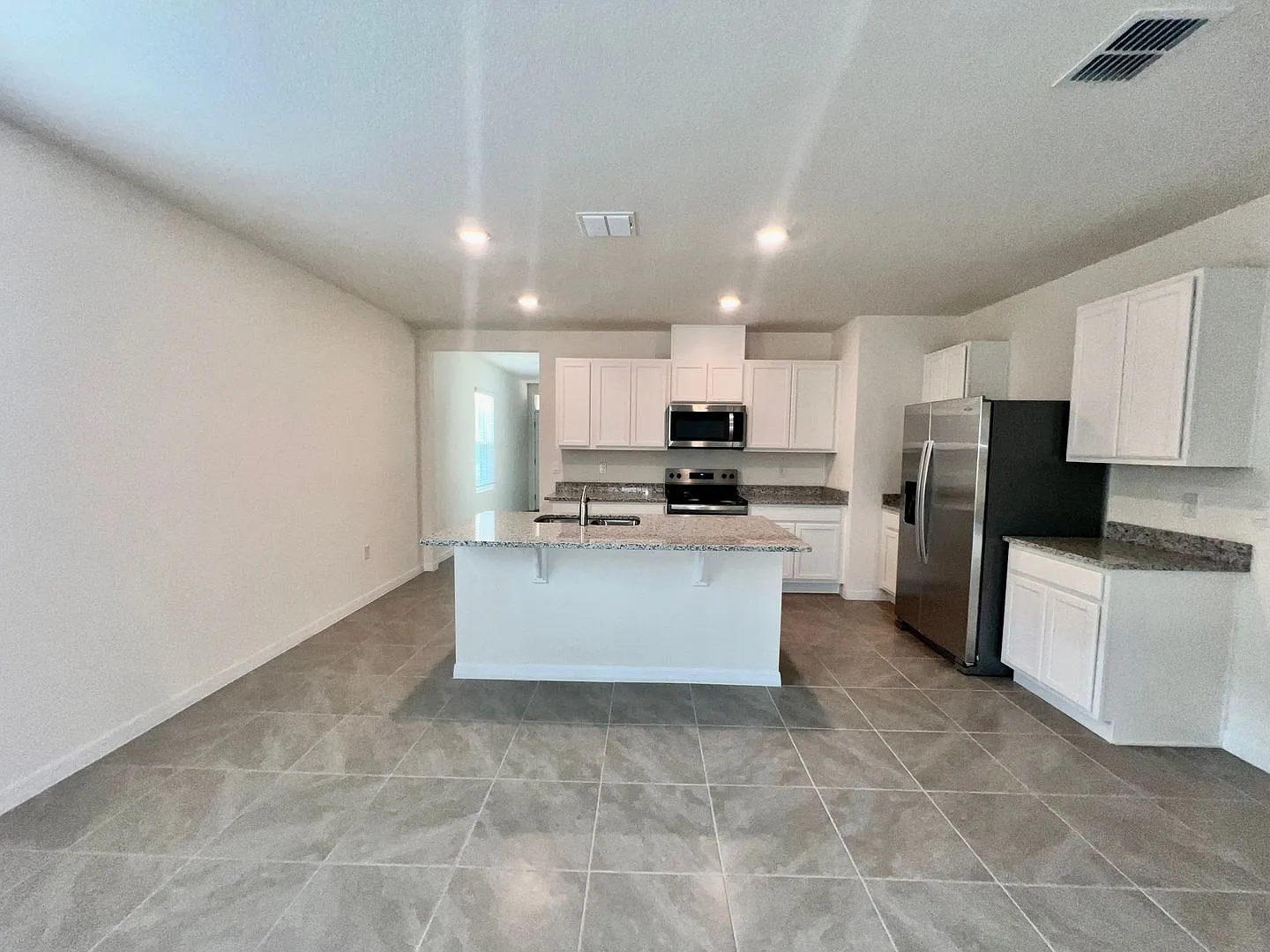 Limited-Time Leasing Offer 3/2 Single Family Home in Harmony West For Rent! — Photo 4