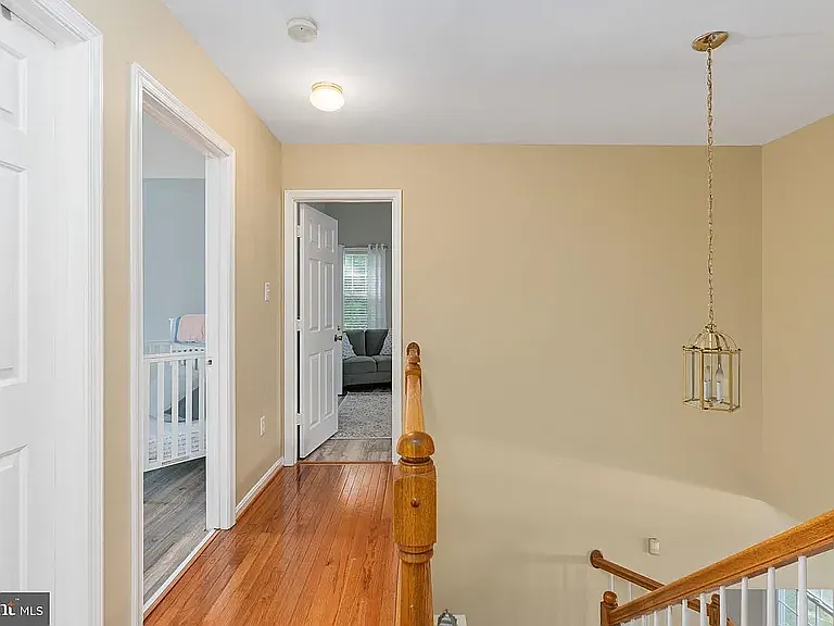 17 Whitestone Dr — Photo 35