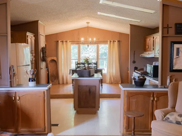 3990 W State Road 44, Rushville, IN 46173