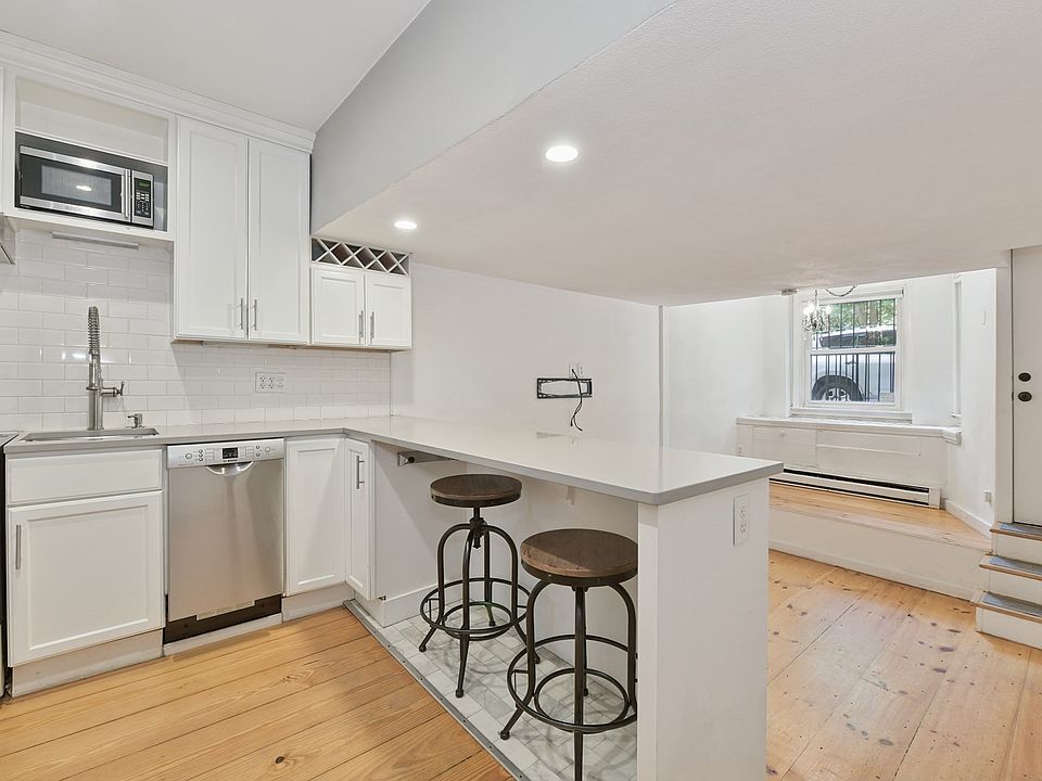1st image of 15 Saint George St #A