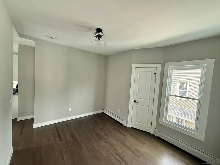 449 Stanley St #2 — Photo 7