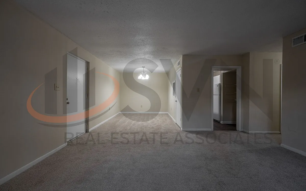Building Photo - 500 Umstead Dr #104E