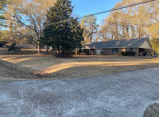 15 Greenfield Dr, Natchez, MS 39120