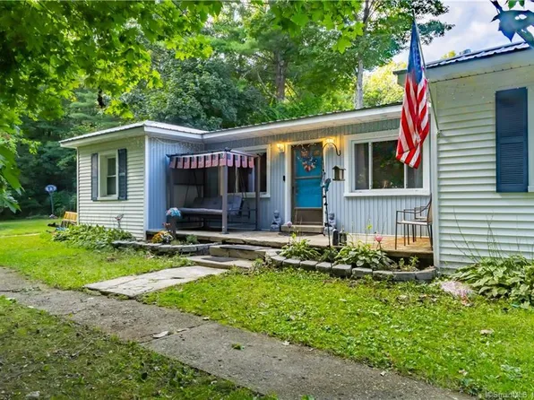 11 Ash Street, Putnam, CT 06260