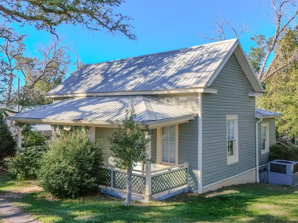 4404 Broad St, Marianna, FL 32446