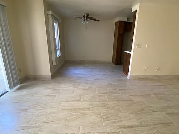 3rd image of 3422 Maricopa St #113